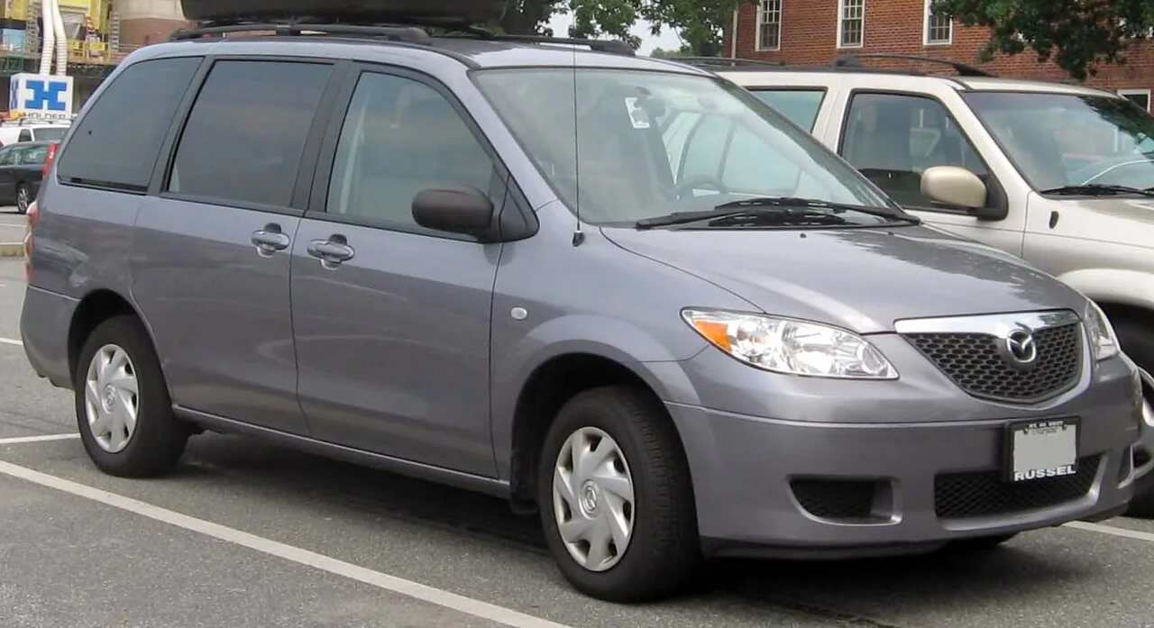 2004–2006 Mazda MPV — representative vehicle generation; Second North American LW grille and headlamp facelift