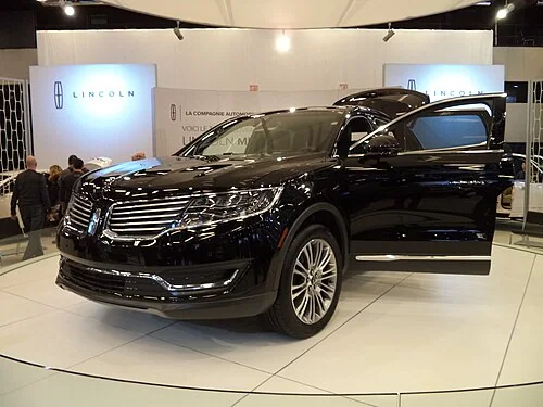 2016 Lincoln MKX — representative vehicle photograph