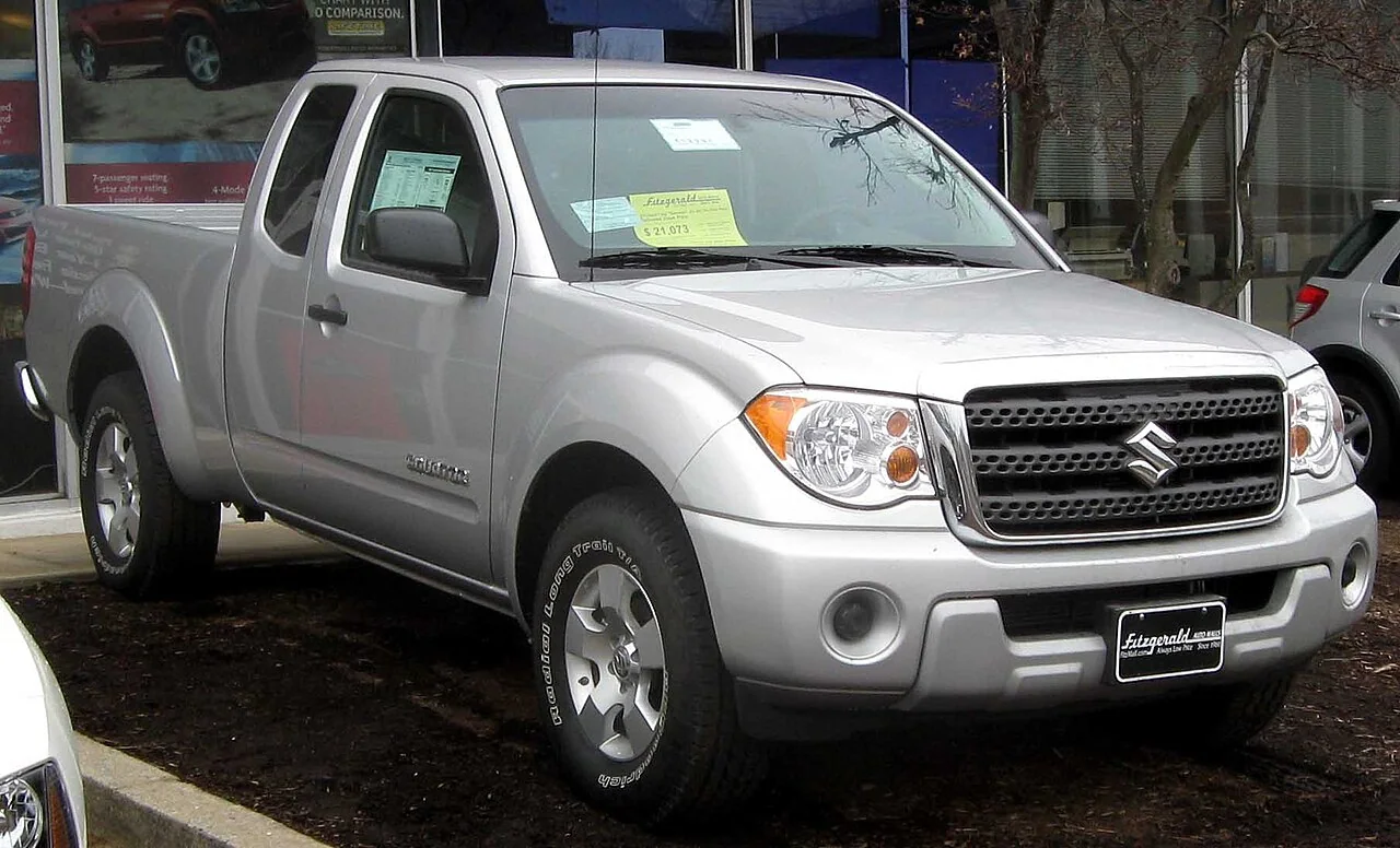 2009–2013 Suzuki Equator — representative vehicle generation