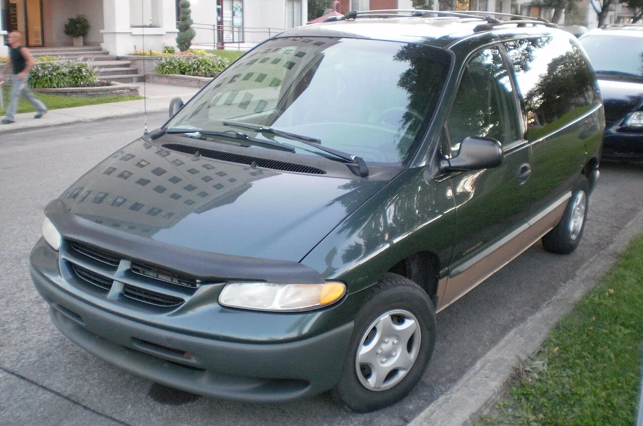1998–2000 Dodge Caravan — representative vehicle photograph