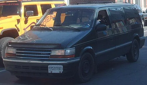 1992–1993 Plymouth Voyager — representative vehicle photograph