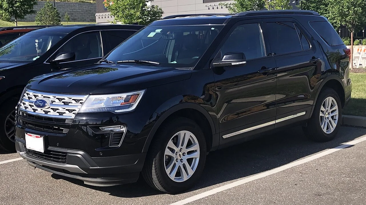2018–2019 Ford Explorer — representative vehicle photograph
