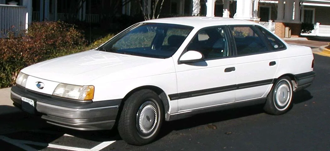 1986–1991 Ford Taurus — representative vehicle photograph