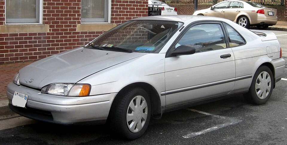 1992–1995 Paseo coupe generation
