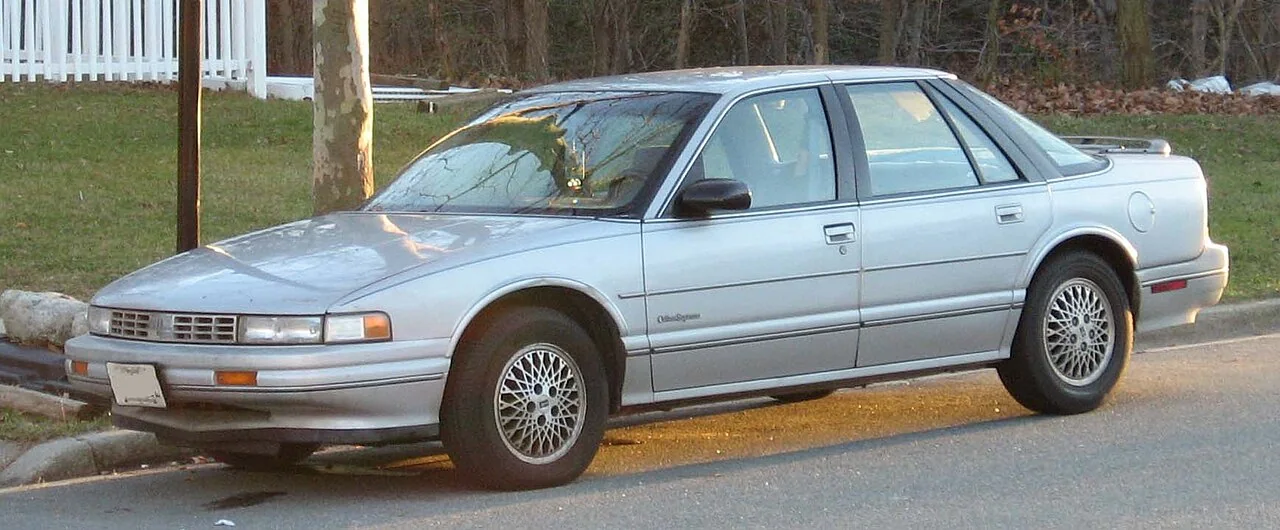 1988–1991 Oldsmobile Cutlass Supreme — representative vehicle photograph