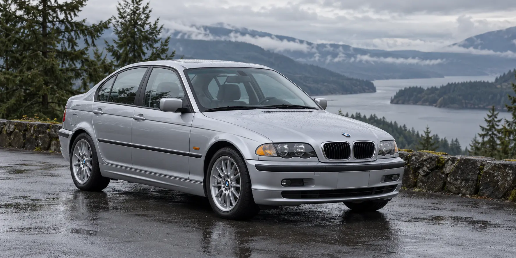 One 1999-2005 BMW 3 Series representative of this body-style range