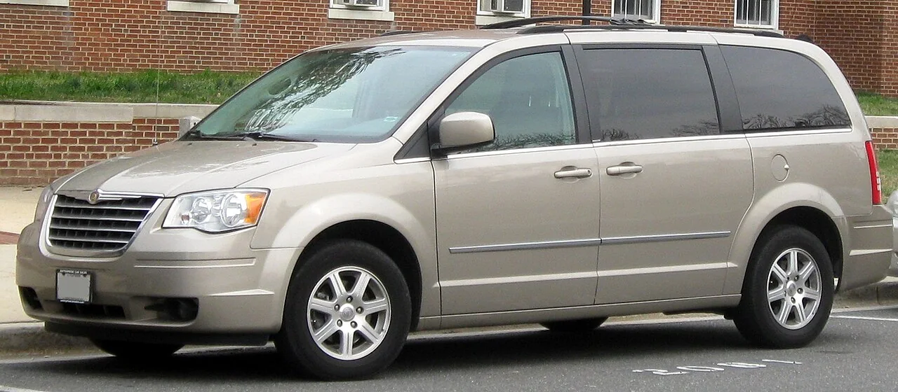 2008–2010 Chrysler Town & Country Van — representative vehicle photograph