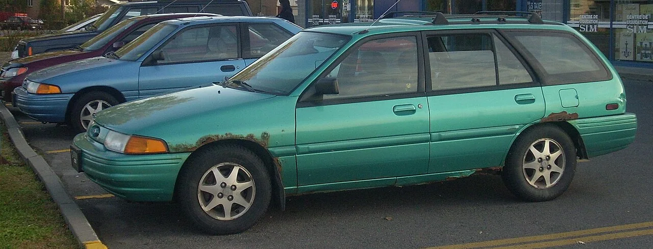 1991–1994 Ford Escort — representative vehicle photograph