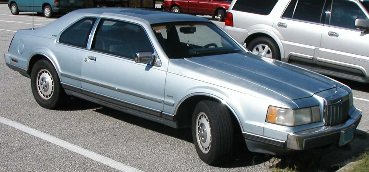 1984–1992 Lincoln Mark VII — representative vehicle photograph