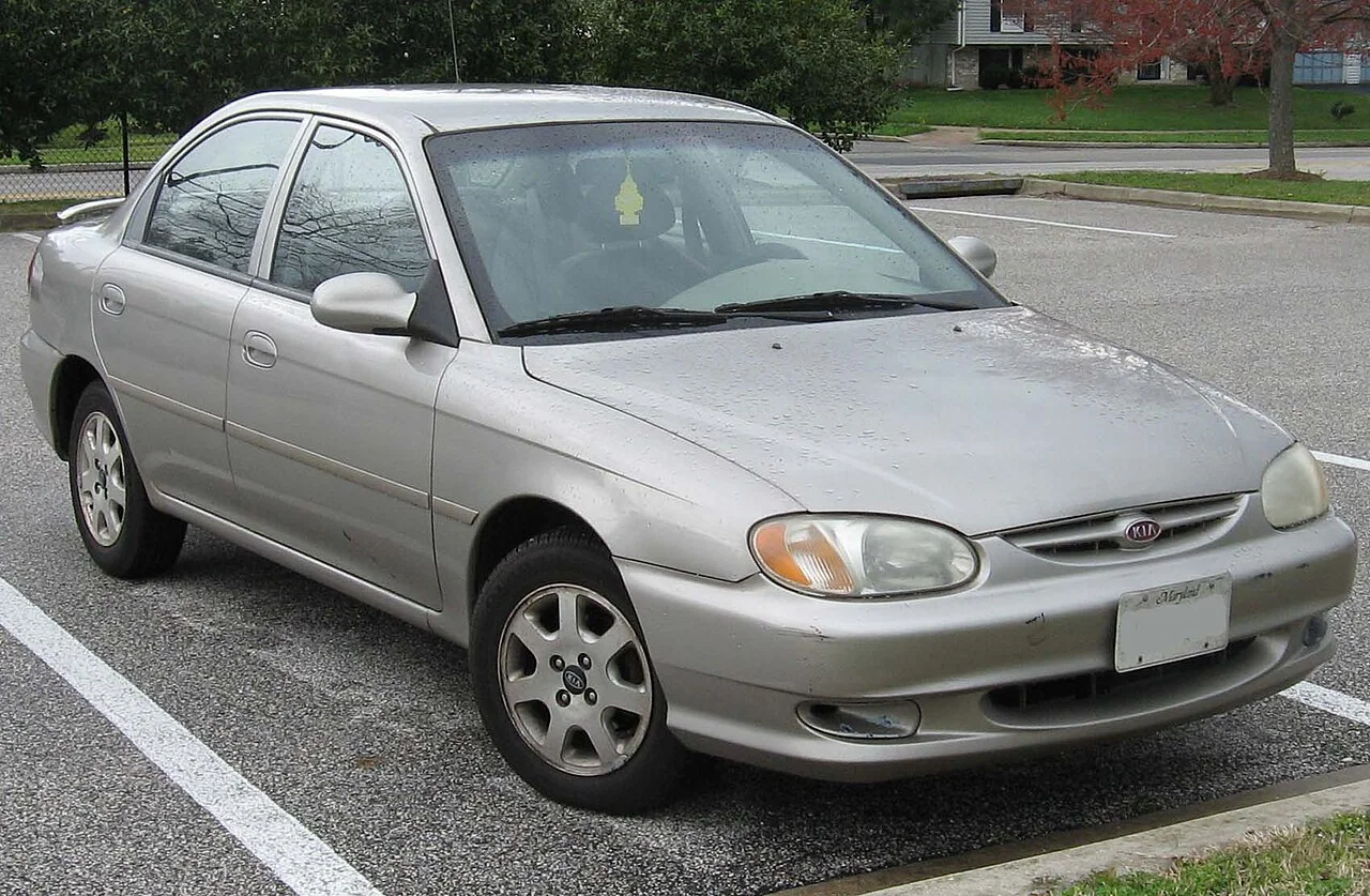 1998–2001 Kia Sephia — representative vehicle photo