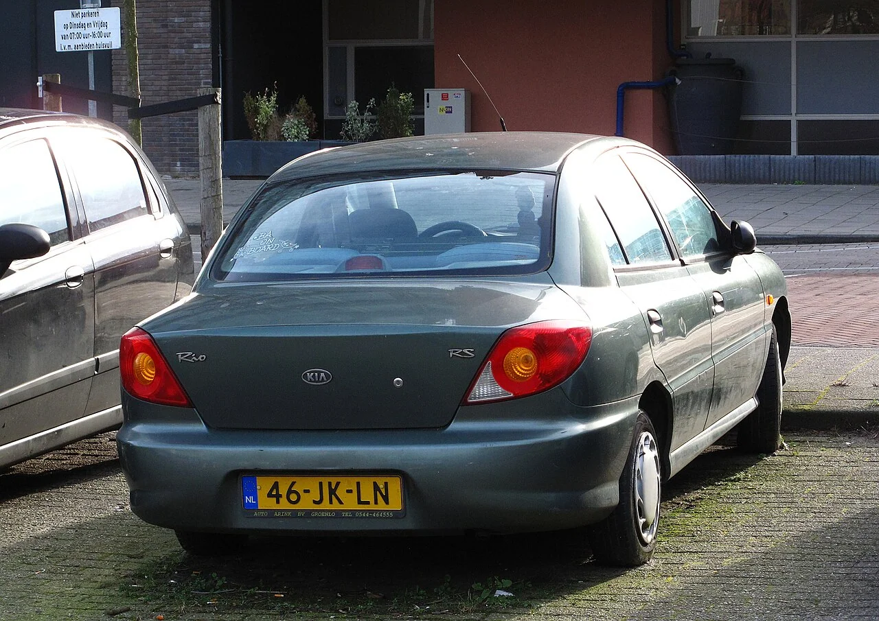 2001–2005 Kia Rio — representative vehicle photo
