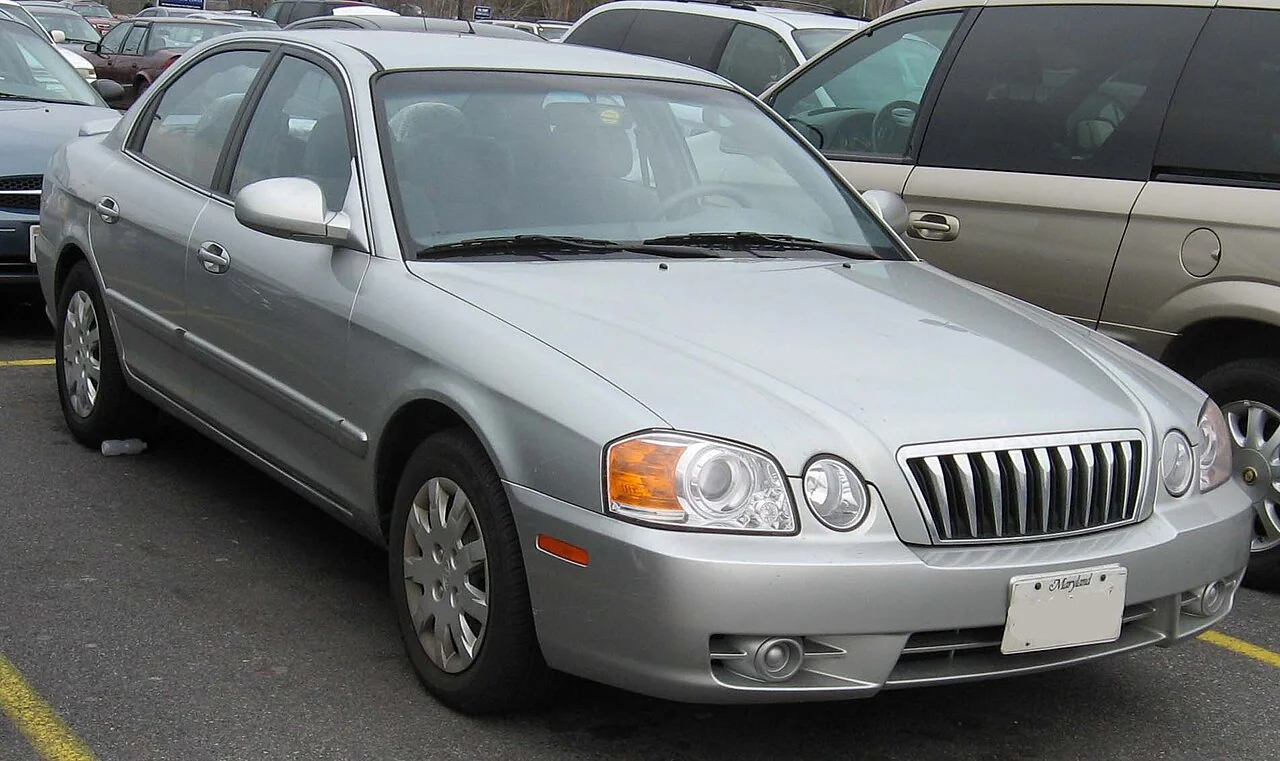 2001–2006 Kia Optima — representative vehicle photo