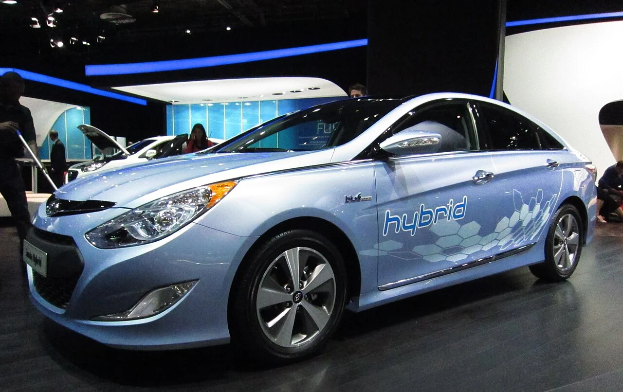 2011–2015 Hyundai Sonata Hybrid — representative vehicle photo
