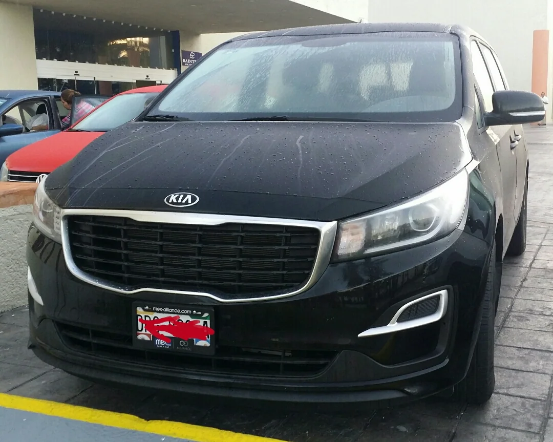 2015–2021 Kia Sedona — representative vehicle photo