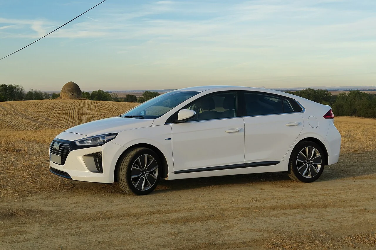 2017–2021 Hyundai Ioniq — representative vehicle photo