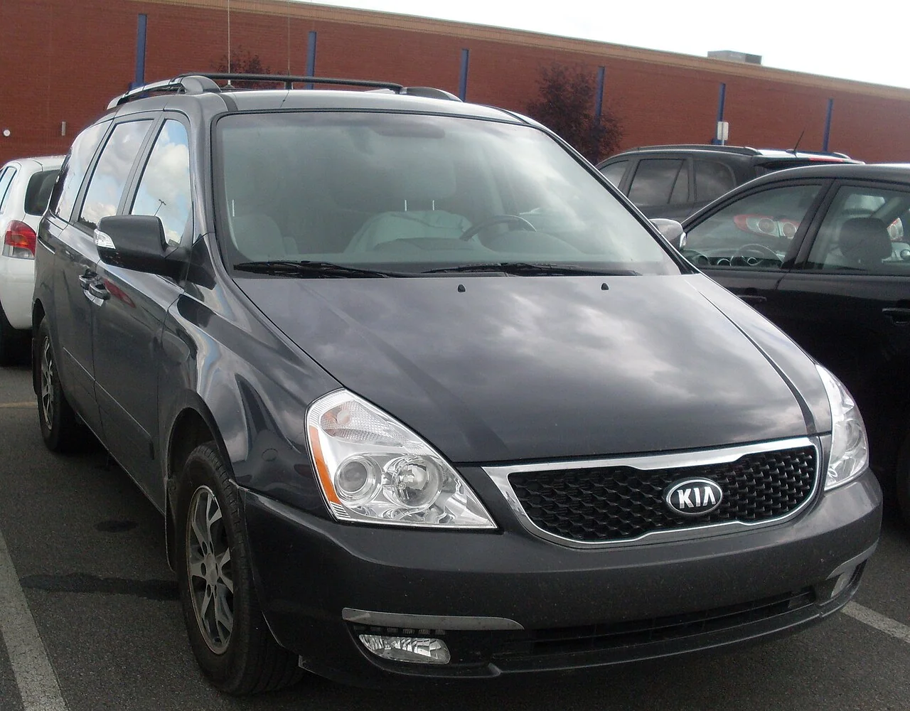 2014 Kia Sedona — representative vehicle photo