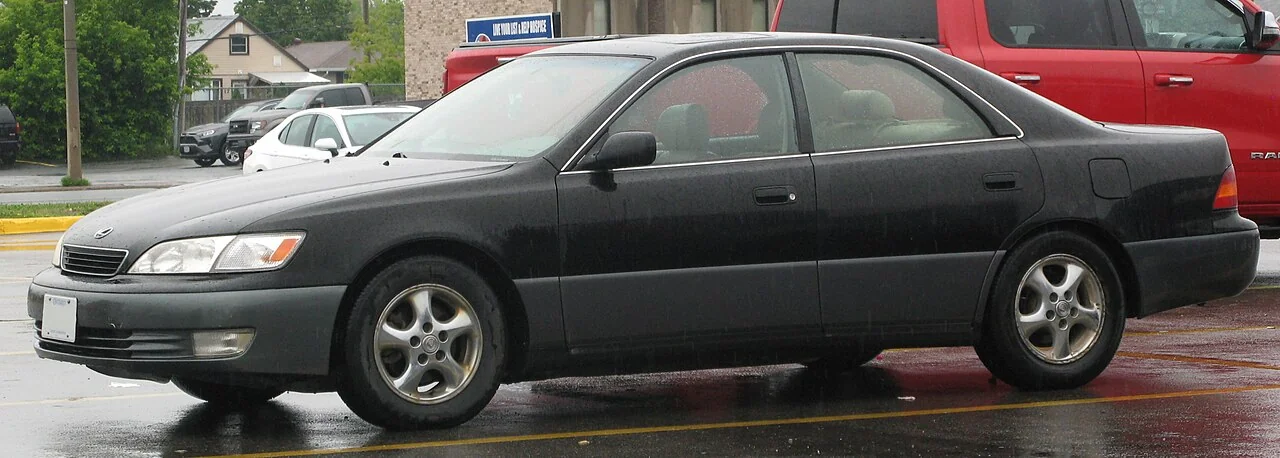 1998–2001 Lexus ES300 — representative vehicle photo