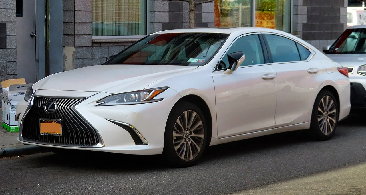 2019–2021 Lexus ES350 — representative vehicle photo